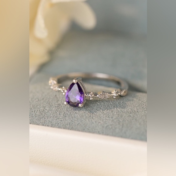 Amethyst 925 Sterling Ring - Picture 3 of 7
